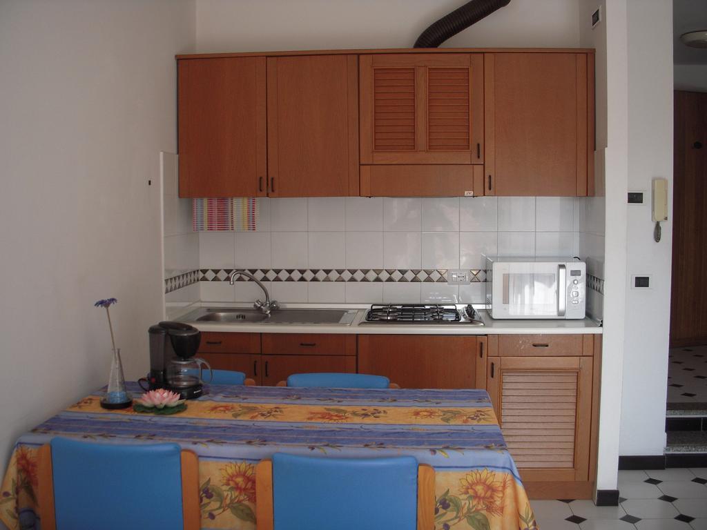 אימפריה Residence Hotel Edy מראה חיצוני תמונה