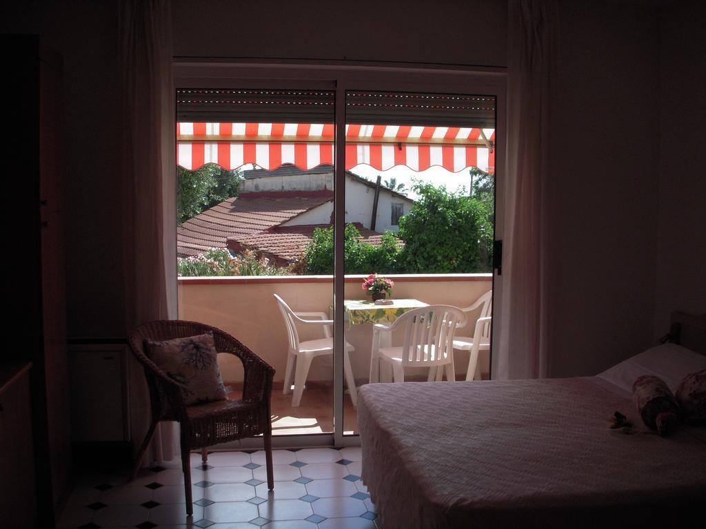 אימפריה Residence Hotel Edy מראה חיצוני תמונה