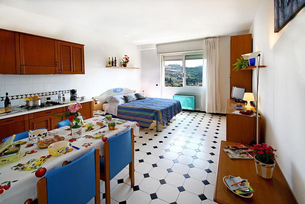אימפריה Residence Hotel Edy מראה חיצוני תמונה