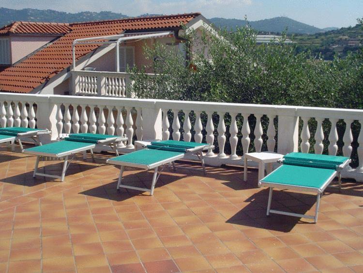 אימפריה Residence Hotel Edy מראה חיצוני תמונה