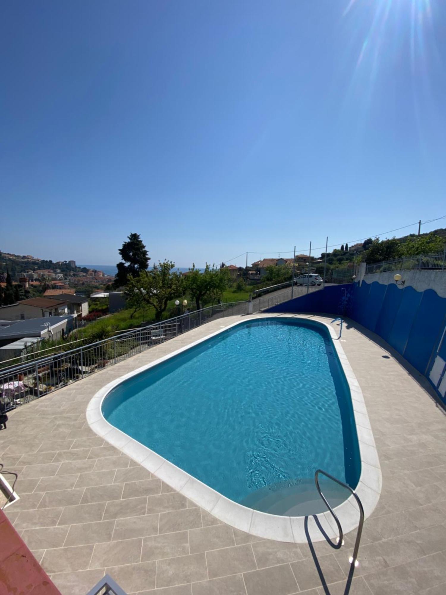 אימפריה Residence Hotel Edy מראה חיצוני תמונה