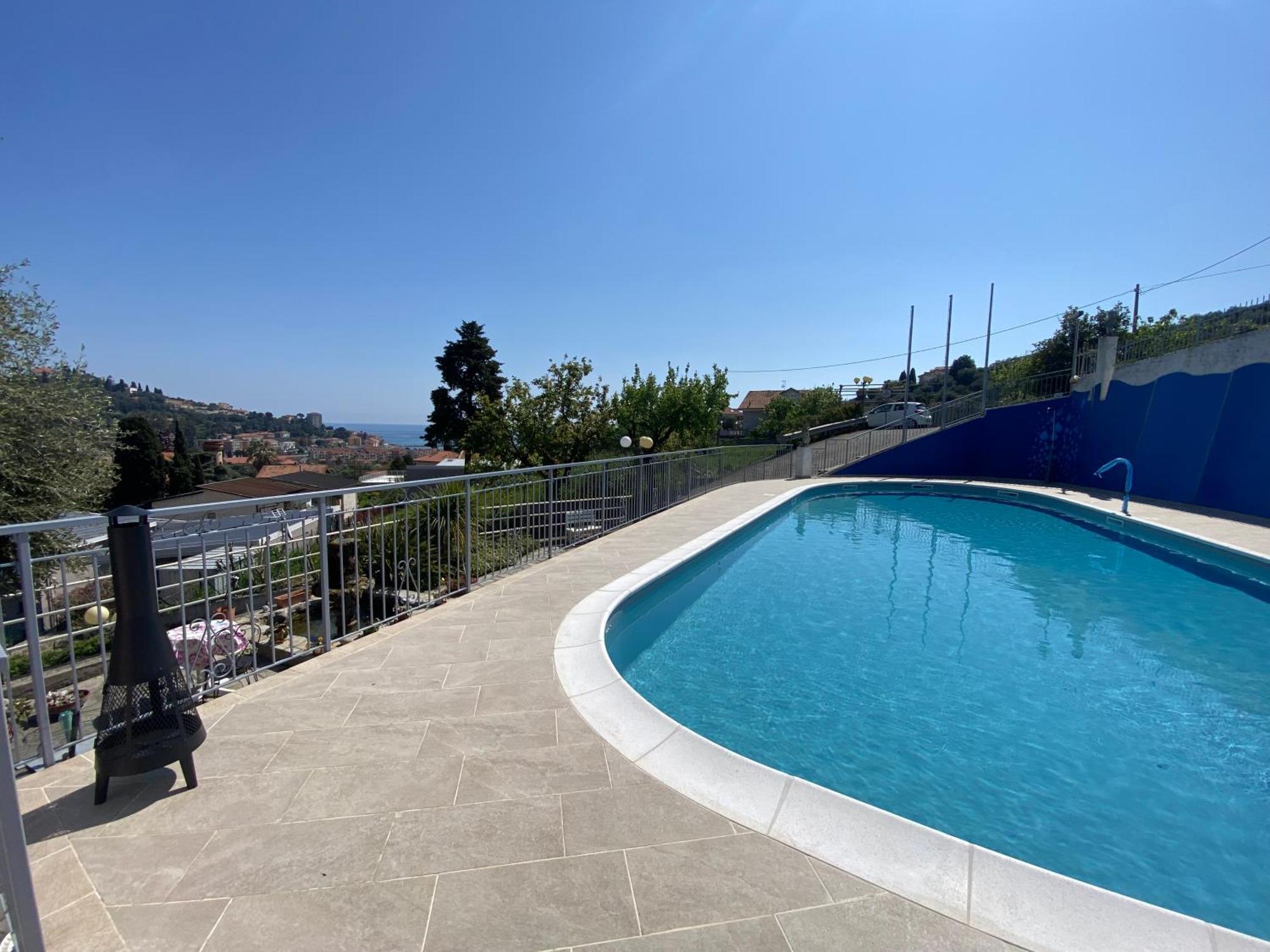 אימפריה Residence Hotel Edy מראה חיצוני תמונה