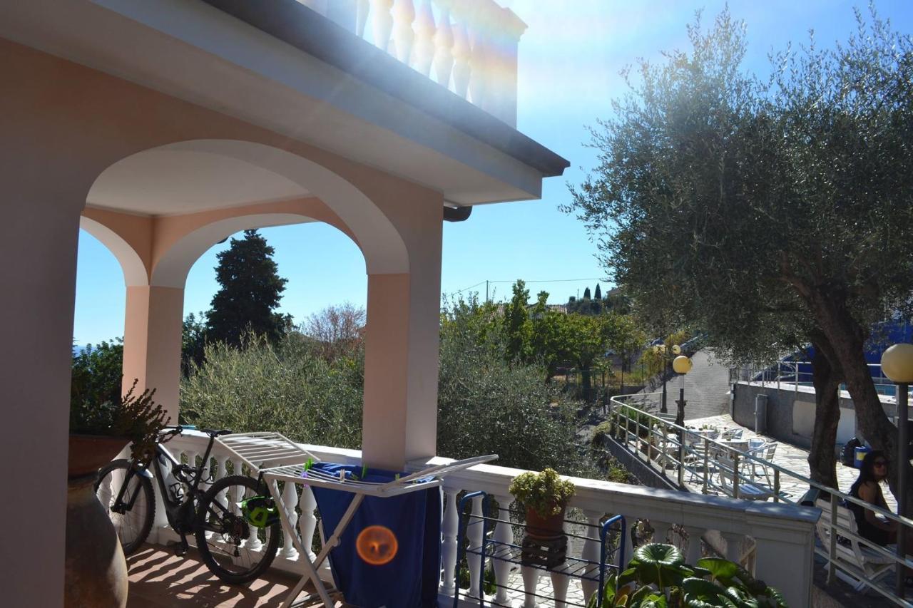 אימפריה Residence Hotel Edy מראה חיצוני תמונה