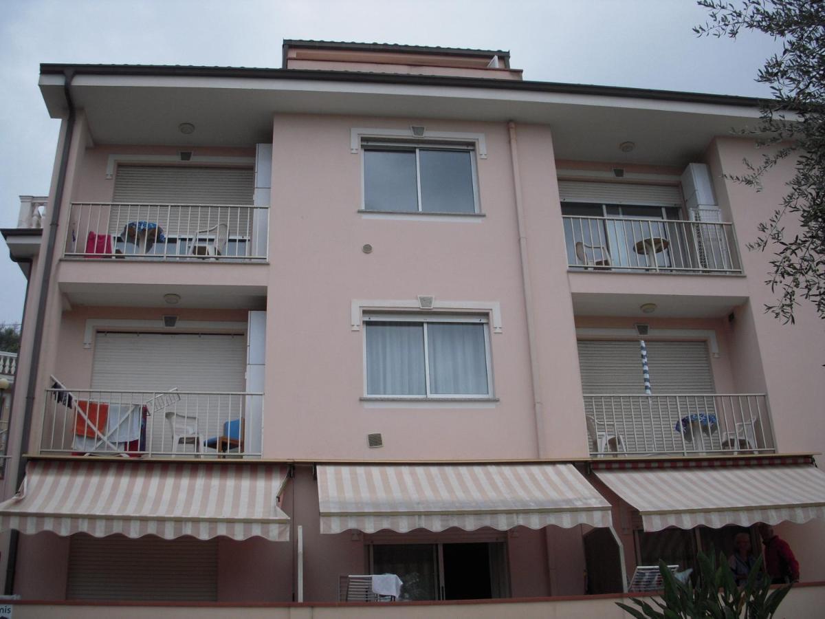 אימפריה Residence Hotel Edy מראה חיצוני תמונה
